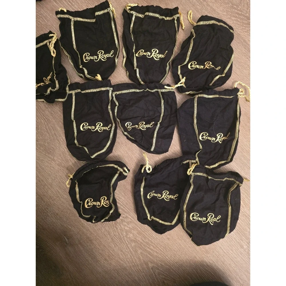 Crown‎ Royale Black Velvet Drawstring Pouches Bags Lot of 10 Whiskey Collectible